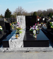 Двойные памятники